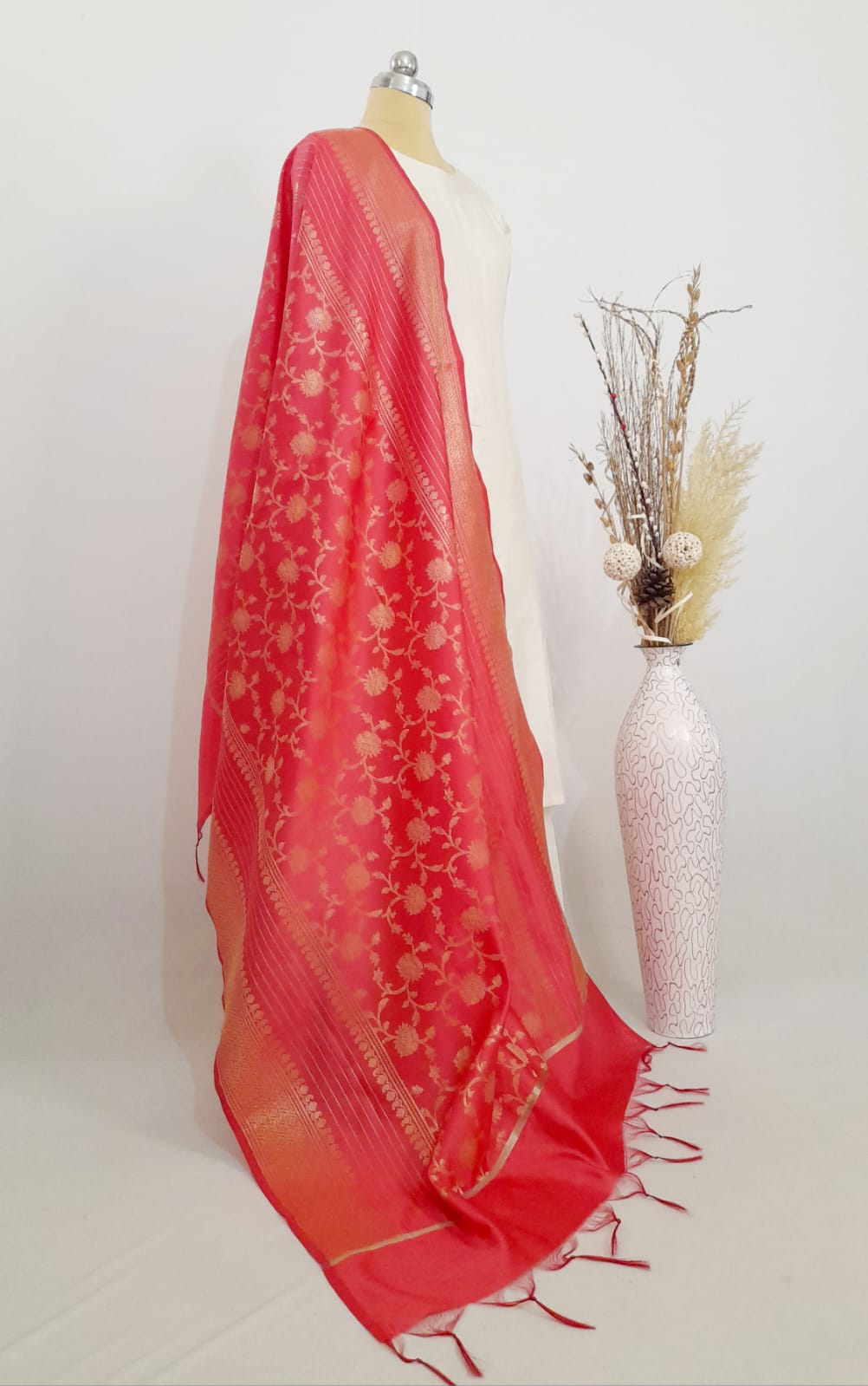 Banarasi Tapeta Silk Scarlet Red Dupatta