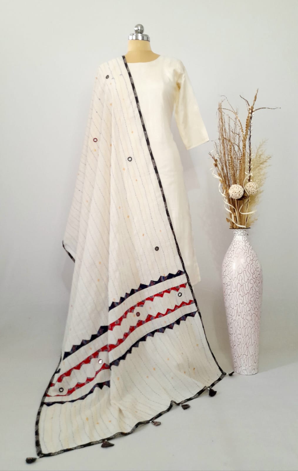 Applique Patch work White Cotton Dupatta