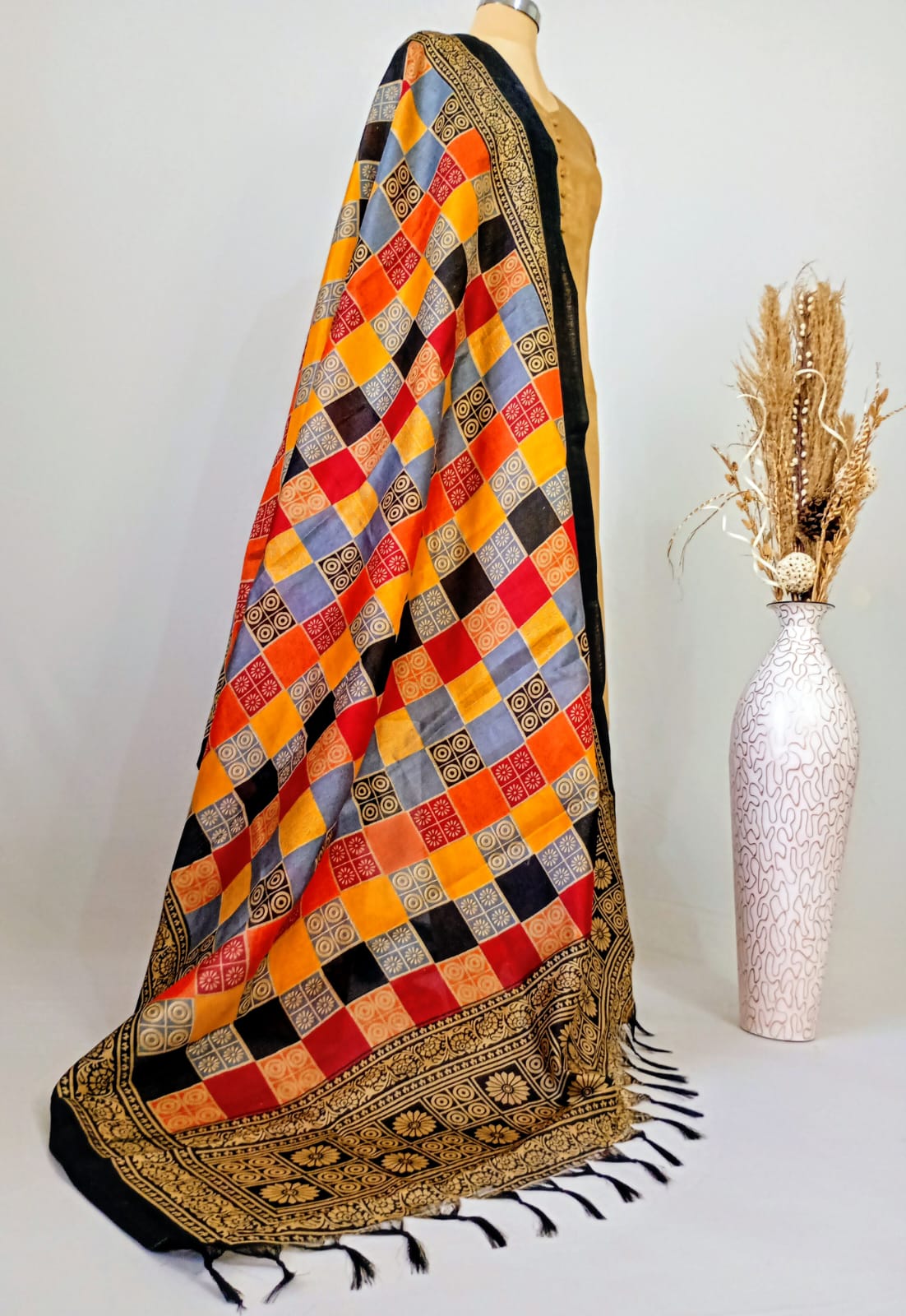 Silk Checkered Printed dupatta with border