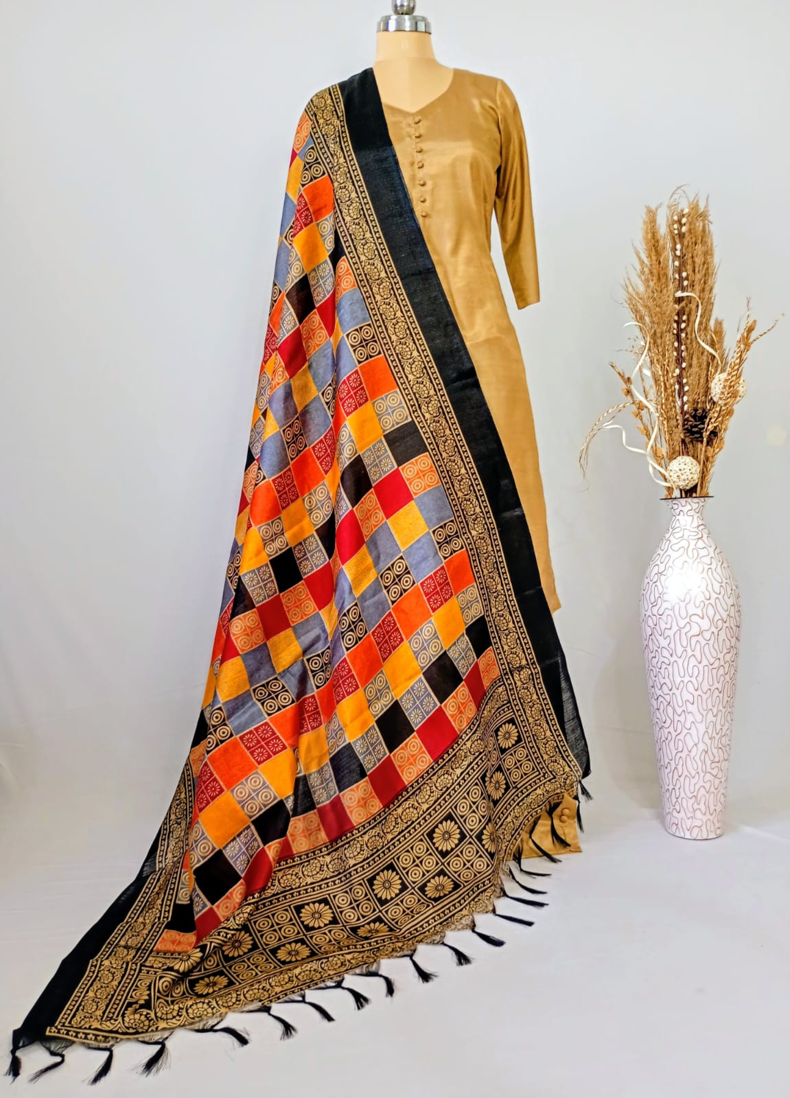 Silk Checkered Printed dupatta with border