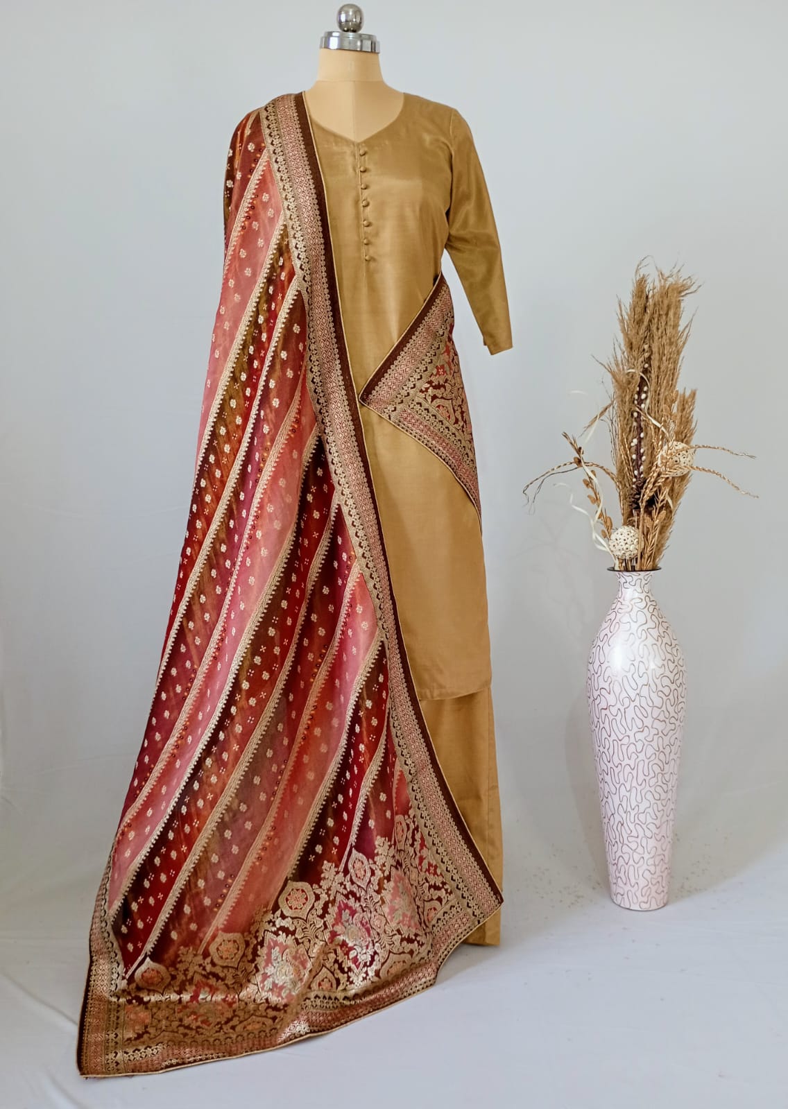 Tissue Position Print Dupatta in Rose Gold and Mahroon