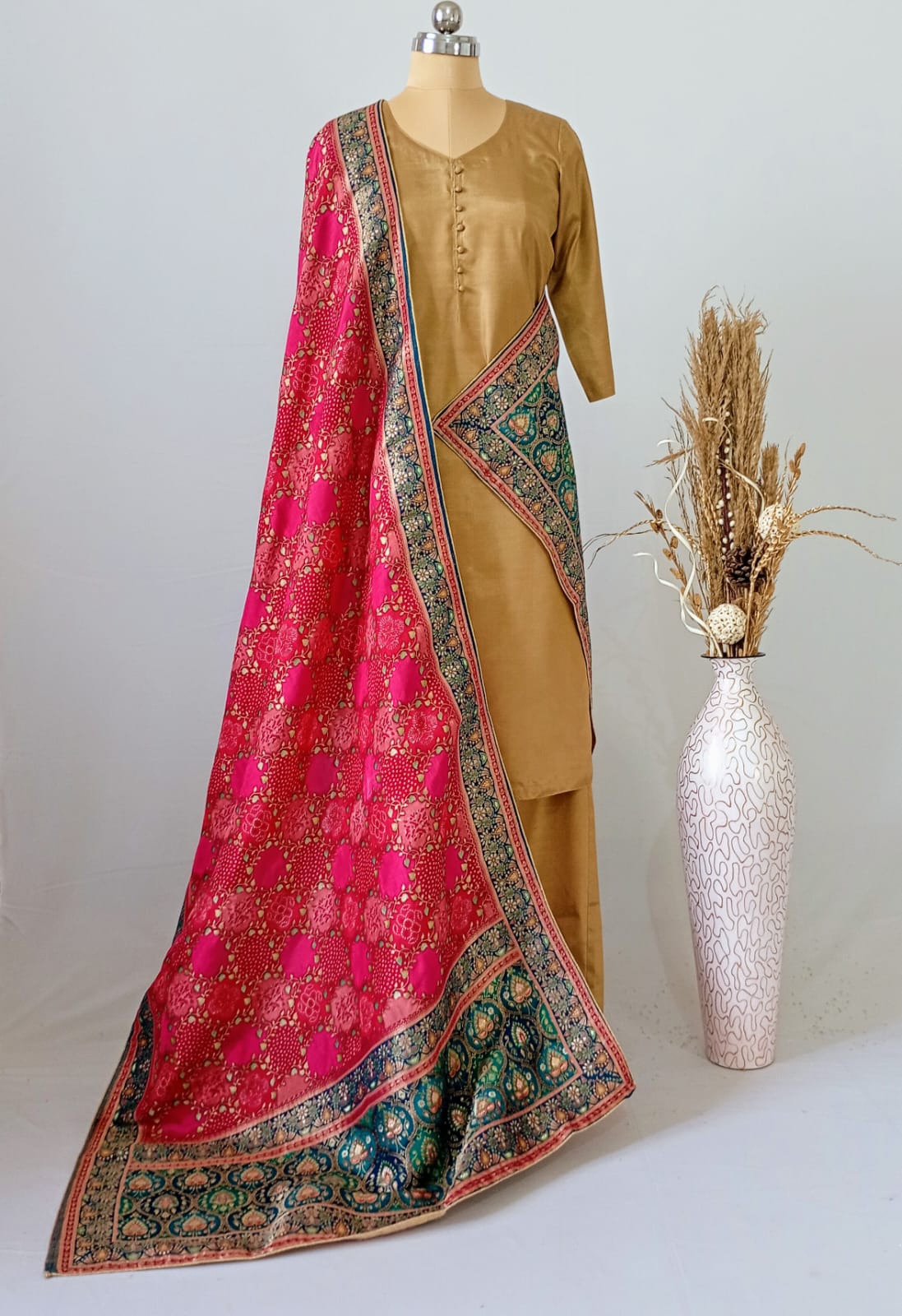 Viscose Dola Silk Position Print Pink Dupatta