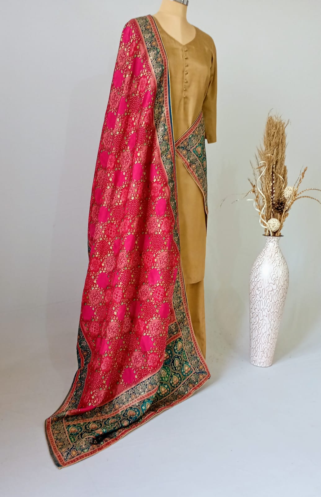 Viscose Dola Silk Position Print Pink Dupatta
