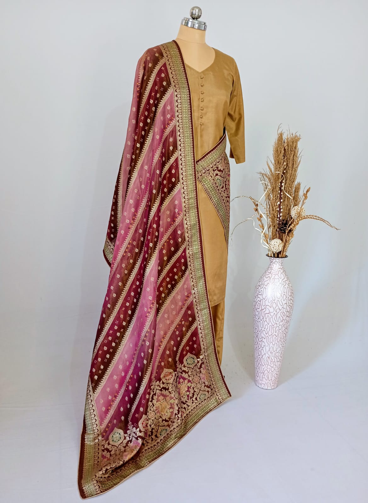 Tissue Position Print Dupatta in Lavender & Mauve