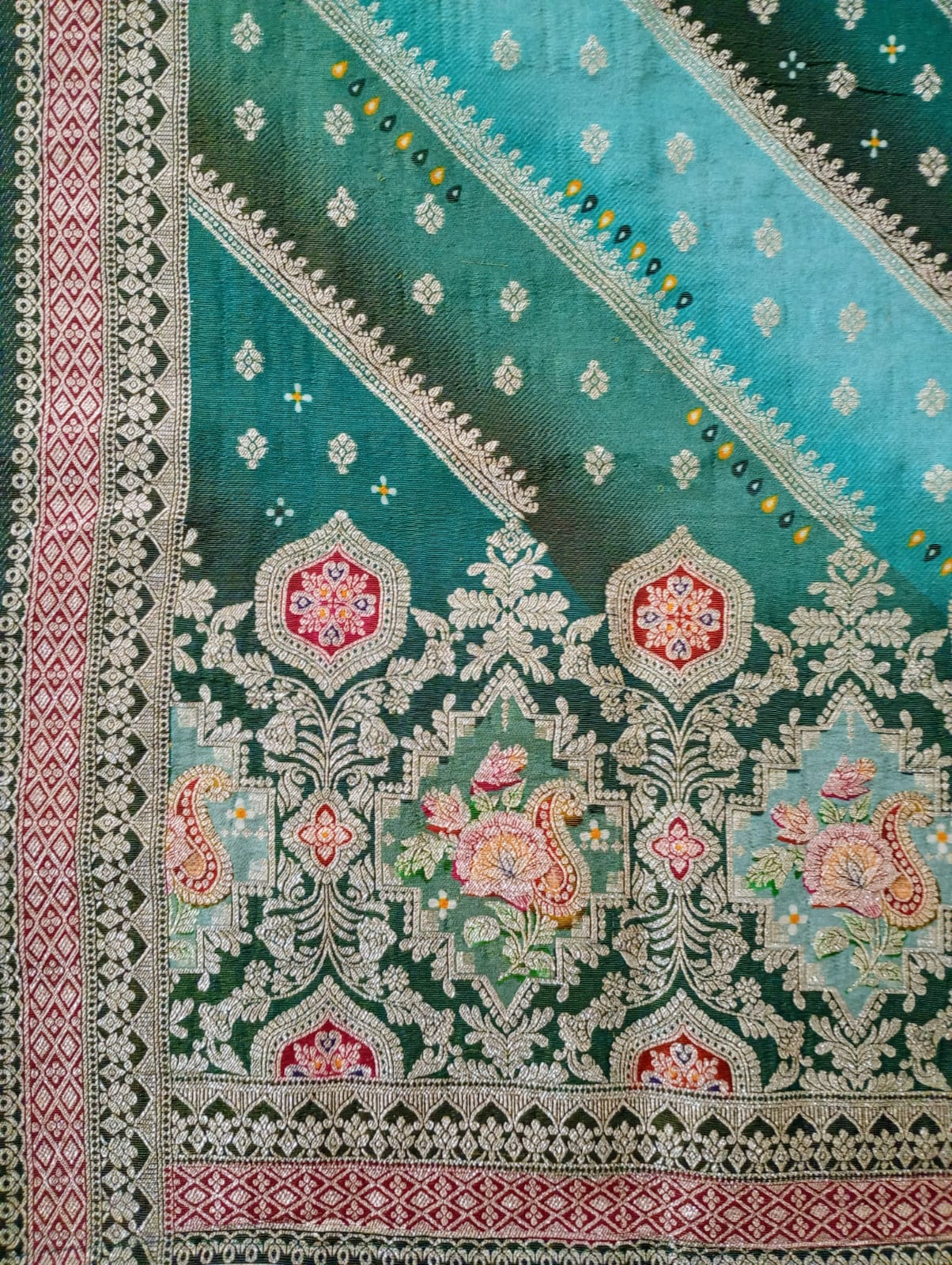 Tissue Position Print Dupatta in shades of Teal