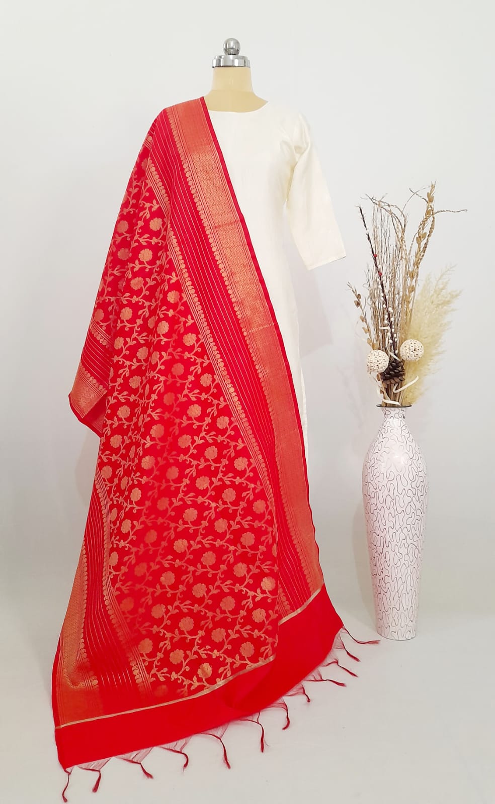 Banarasi Tapeta Silk Poster Red Dupatta